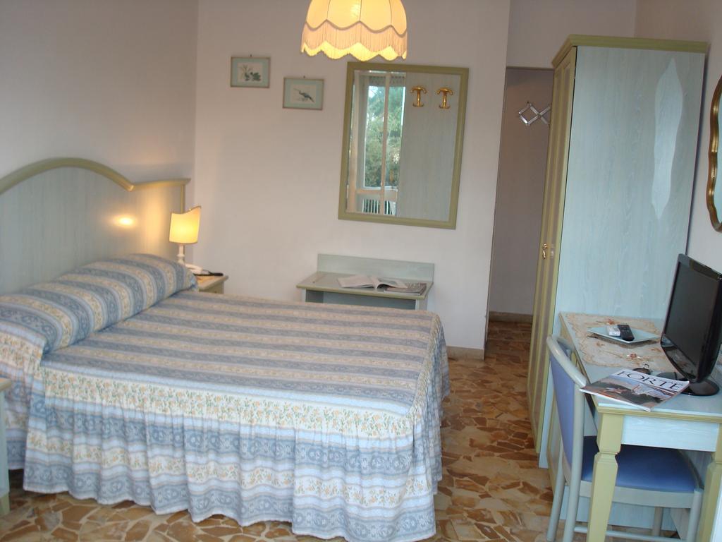 Hotel Villa Rona Forte dei Marmi Exterior foto